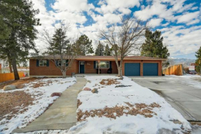 Crestwood Estate 4 Family Homes Sleeps 48 Near UCCS